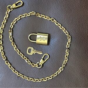 Louis Vuitton lock and key with unbranded chain